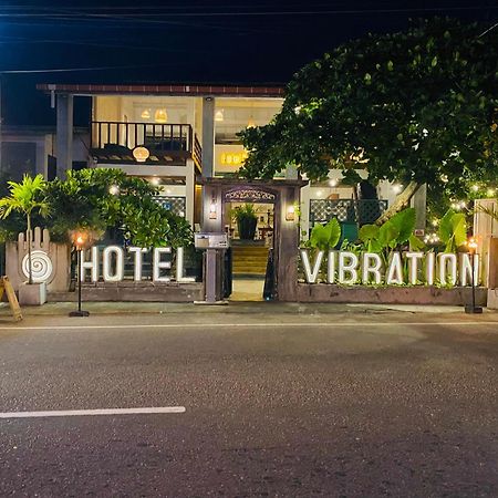 Hotel Vibration Hikkaduwa Eksteriør bilde