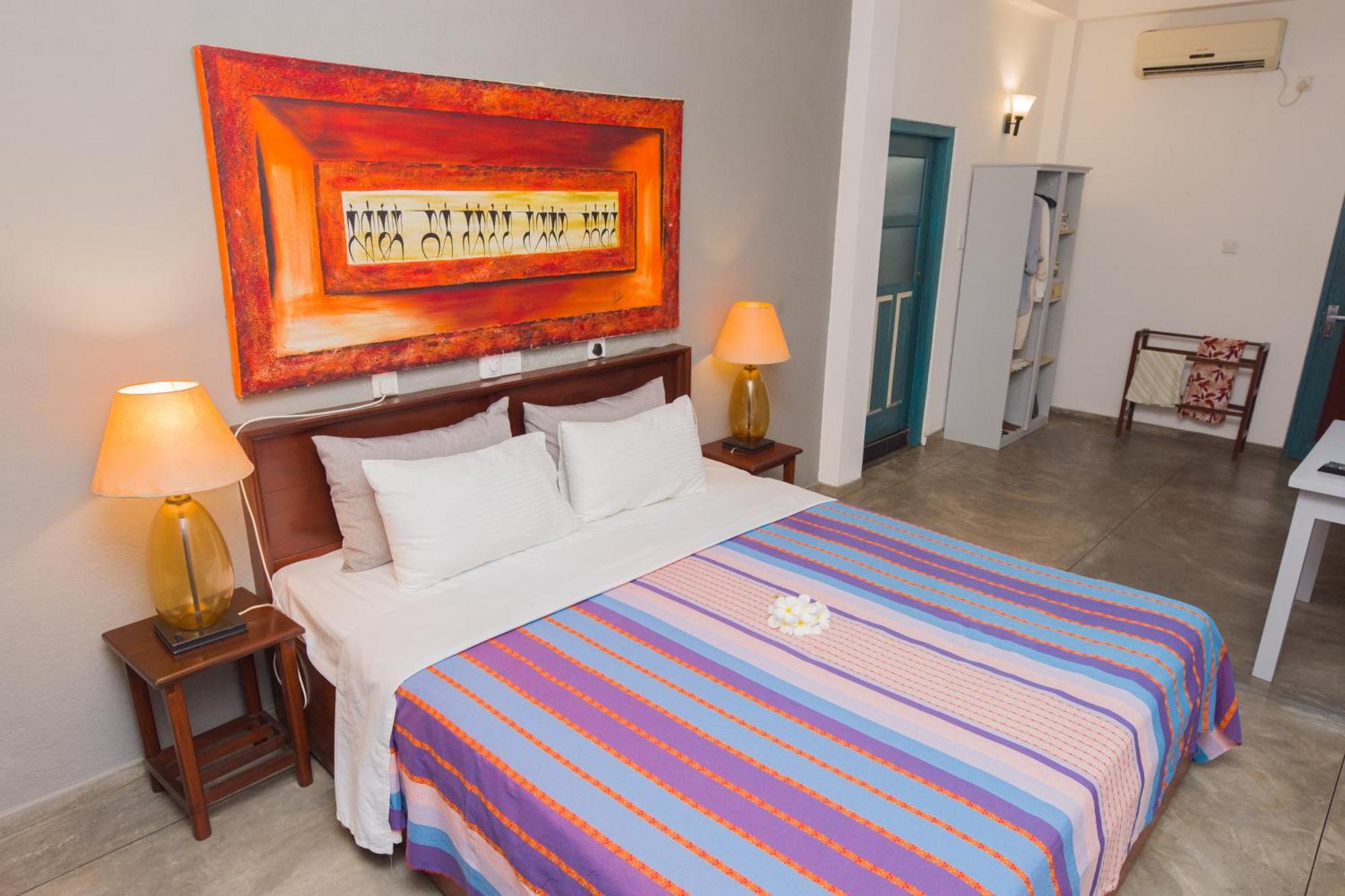 Hotel Vibration Hikkaduwa Eksteriør bilde